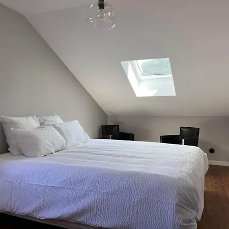 La Demeure Du Val D'ainan Ferienhaus *