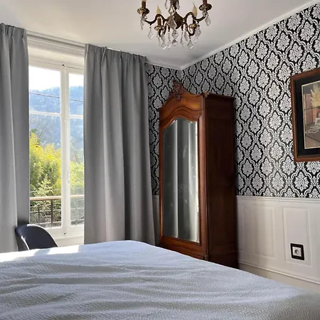 La Demeure Du Val D'ainan Hébergement de vacances Saint-Bueil