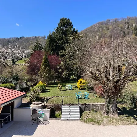 La Demeure Du Val D'ainan